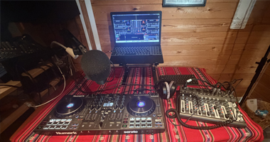 Describe the photo or the page it links to